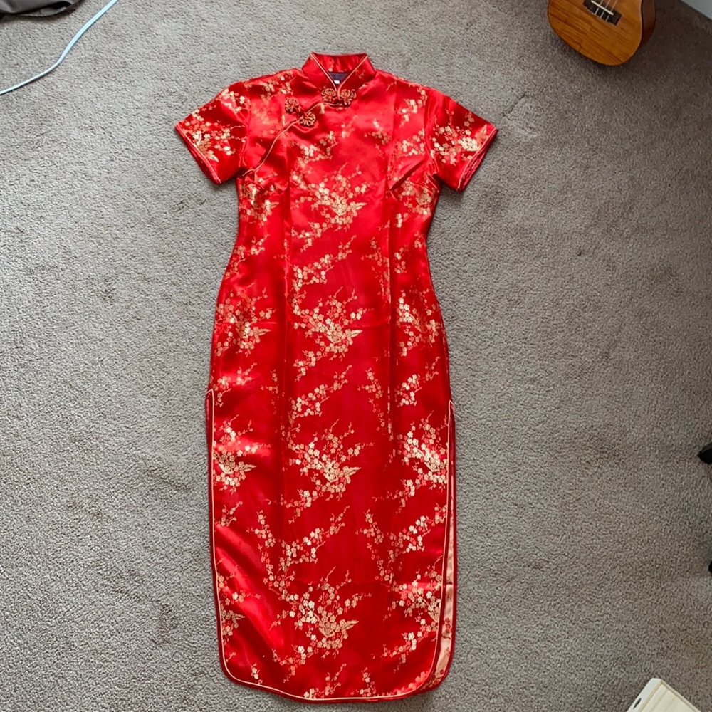 Red Chinese dress